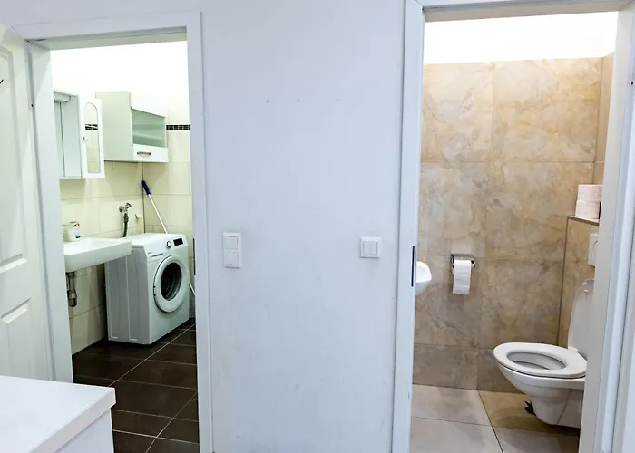 Family-Sized Apartment With Excellent Layout